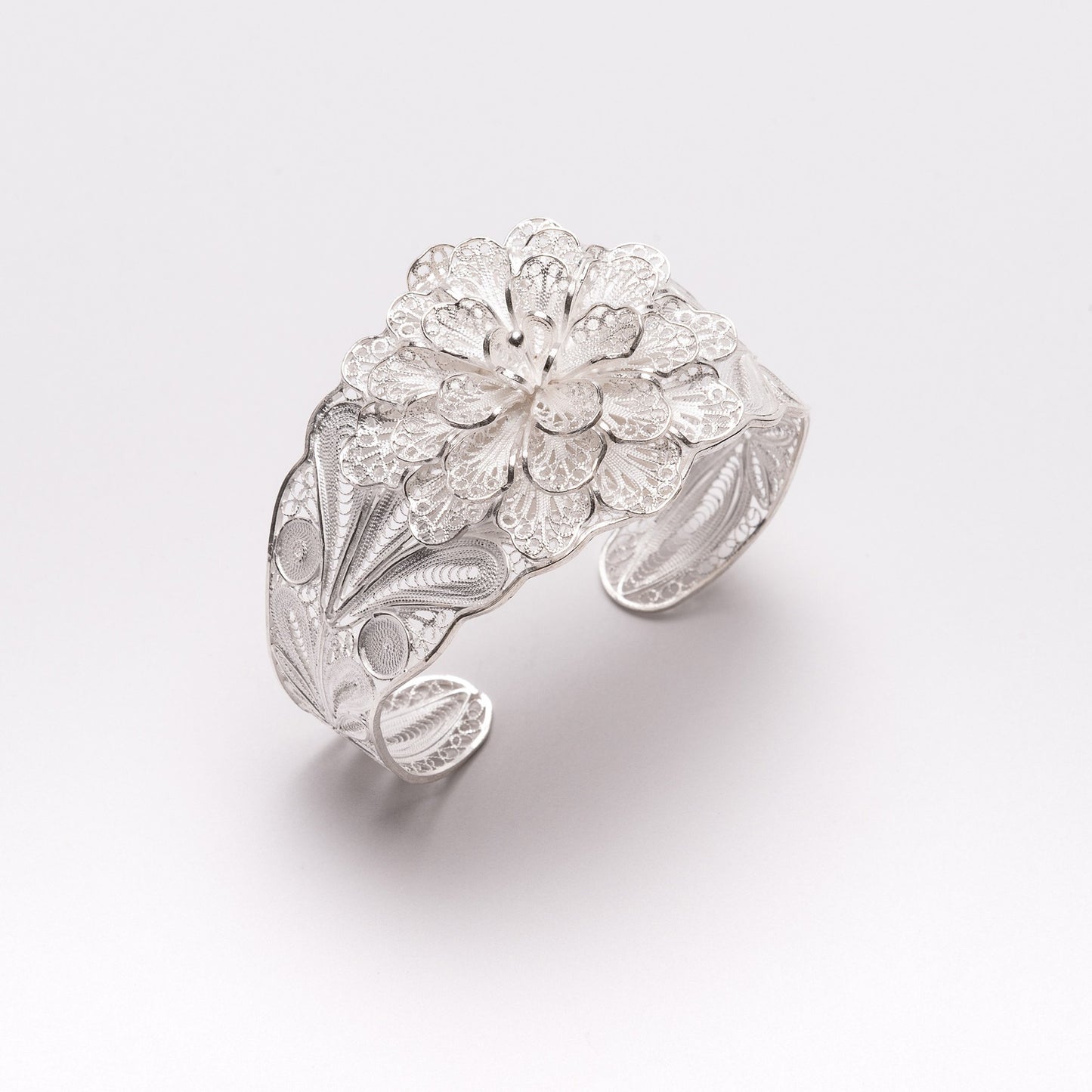 Filigree Flower Bracelet 3